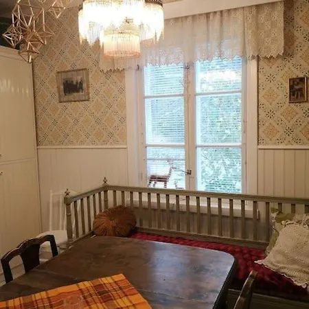 Alman Talo! Huvila Pyhajarven Rannalla! Villa