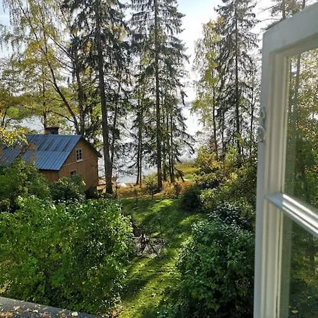 Villa Alman Talo! Huvila Pyhajarven Rannalla! Tammela